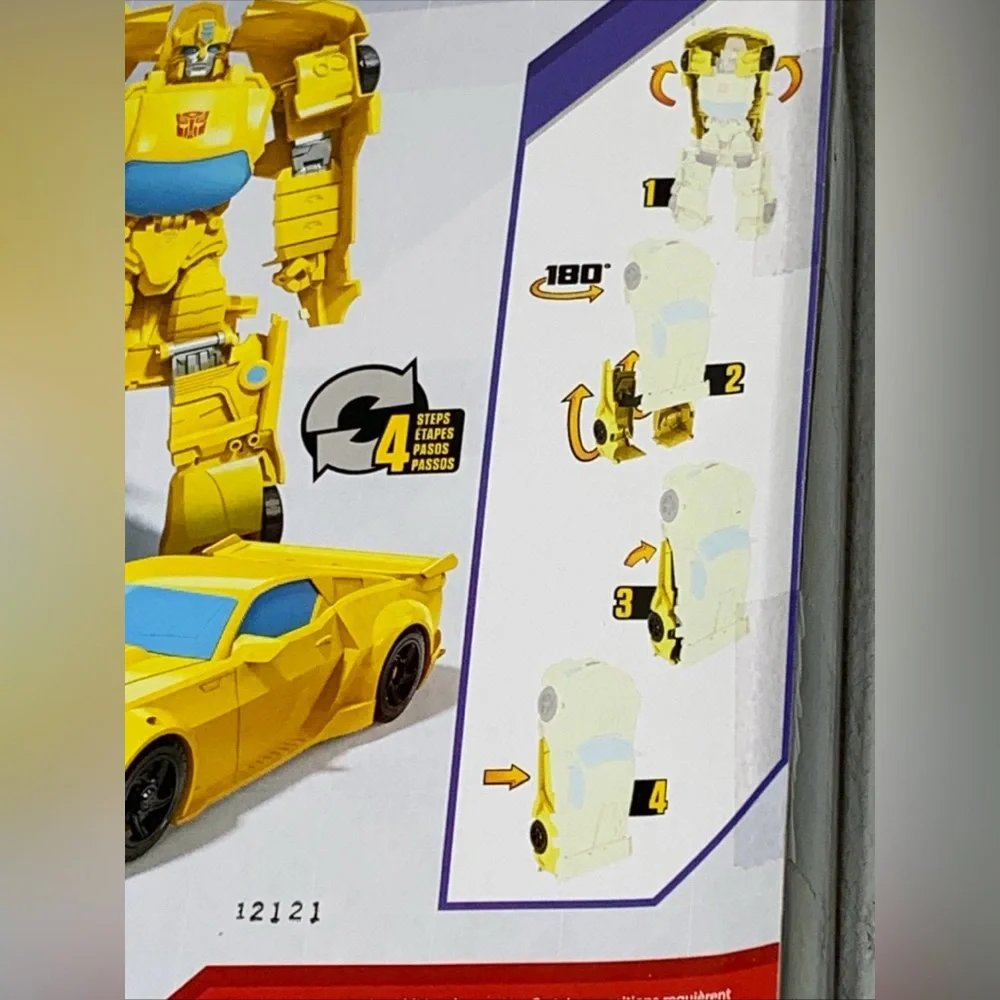 Hasbro Transformers Bumblebee Titan Toys Changers Action Figure 11